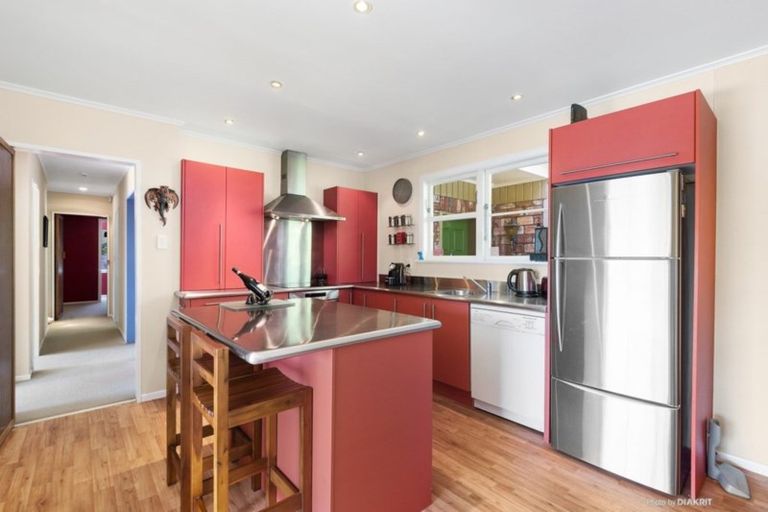 Photo of property in 22 Sheridan Terrace, Johnsonville, Wellington, 6037