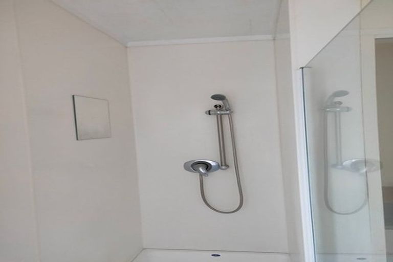 Photo of property in 22 Oratu Place, Manurewa, Auckland, 2102