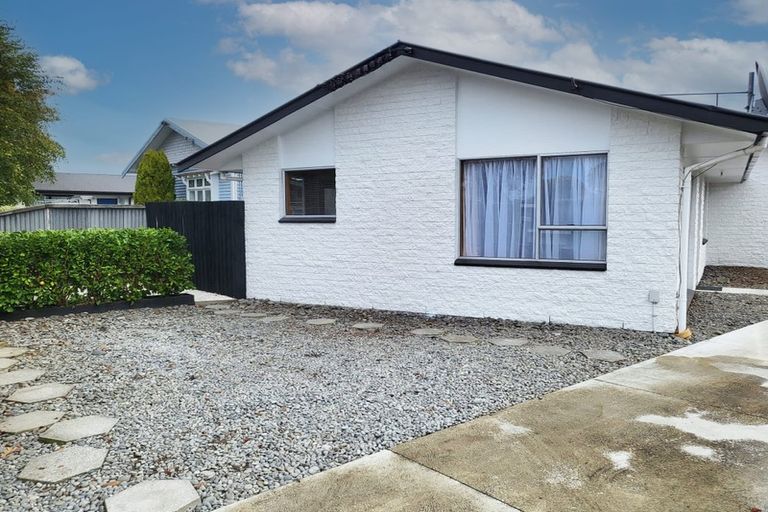 Photo of property in 1/63 Geraldine Street, Edgeware, Christchurch, 8013