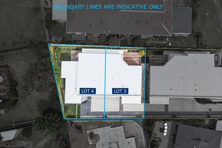 Photo of property in 4c Towra Place, Botany Downs, Auckland, 2010