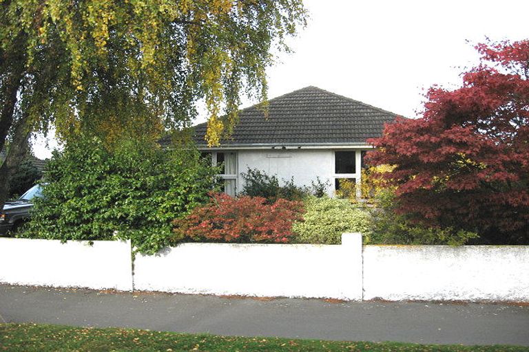 Photo of property in 6 Barlow Street, Ilam, Christchurch, 8041