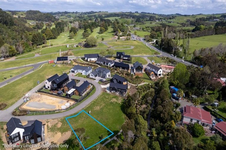 Photo of property in 6 Hirere Road, Whitford, 2571