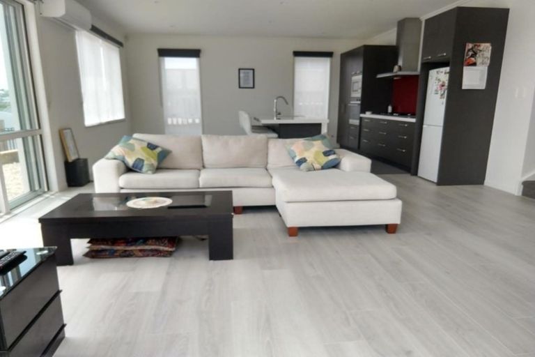 Photo of property in 16 Kiwa Crescent, Gulf Harbour, Whangaparaoa, 0930