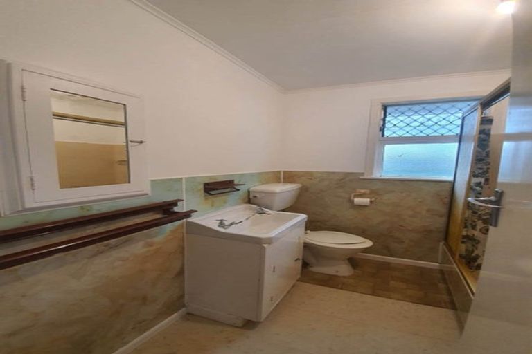 Photo of property in 28 Gordon Street, Mangapapa, Gisborne, 4010