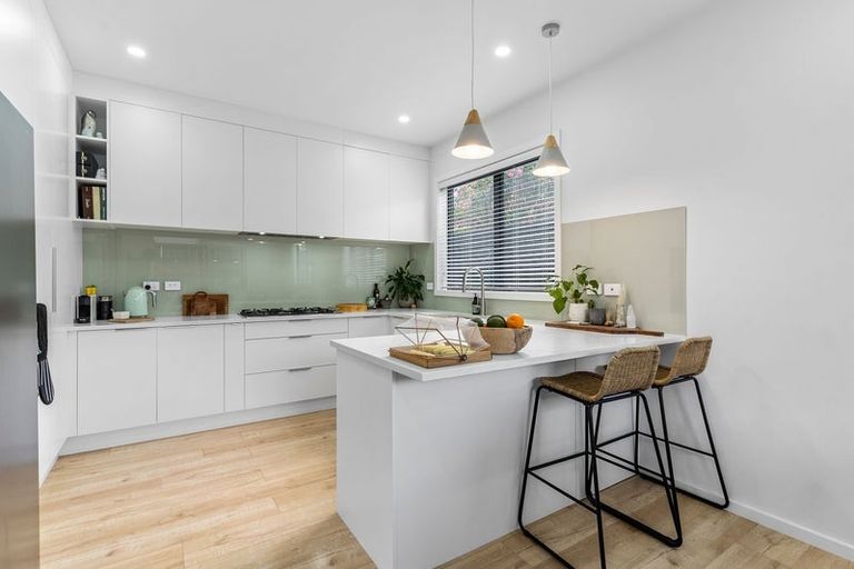 Photo of property in 29a Patons Road, Howick, Auckland, 2014