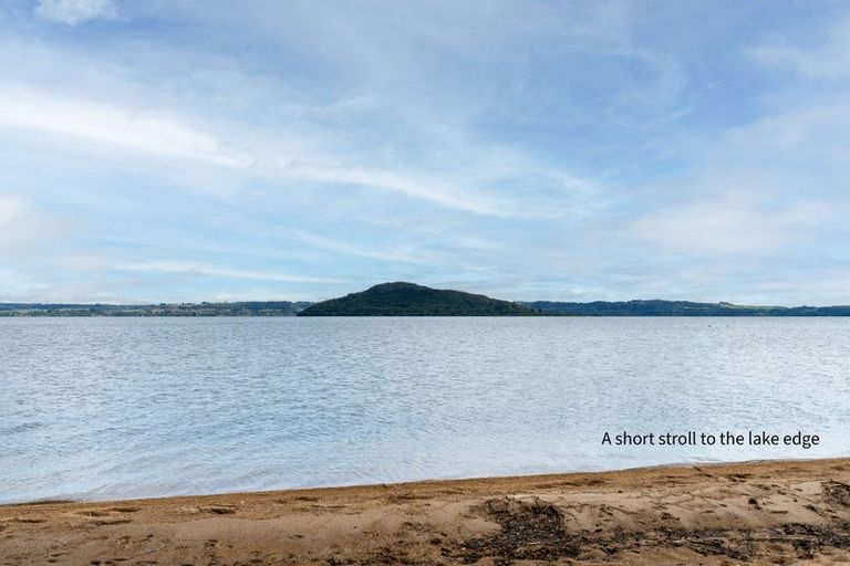 Photo of property in 52a Robinson Avenue, Holdens Bay, Rotorua, 3010