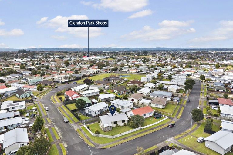 Photo of property in 1/12 Templeton Place, Clendon Park, Auckland, 2103