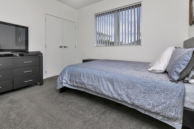 Photo of property in 9 Karika Place, Massey, Auckland, 0614