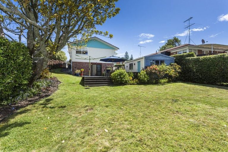 Photo of property in 62 Mcdowell Crescent, Hillcrest, Auckland, 0627
