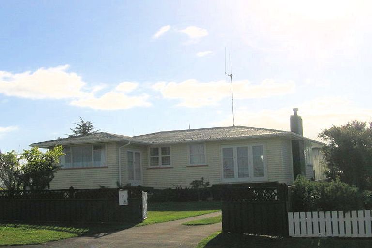 Photo of property in 7 Seaforth Grove, Greerton, Tauranga, 3112