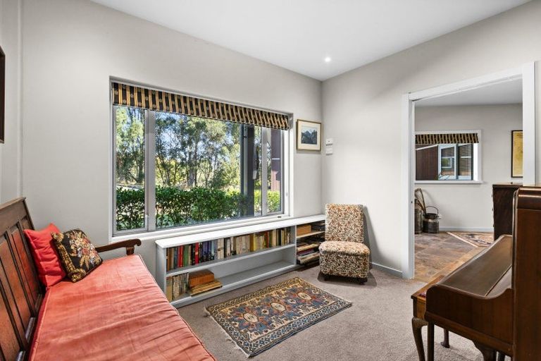 Photo of property in 14 Spur Road, Havelock North, 4130