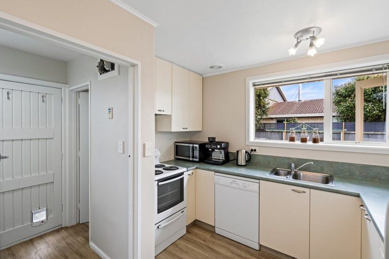 Photo of property in 2/11 Mcbeath Avenue, Hoon Hay, Christchurch, 8025