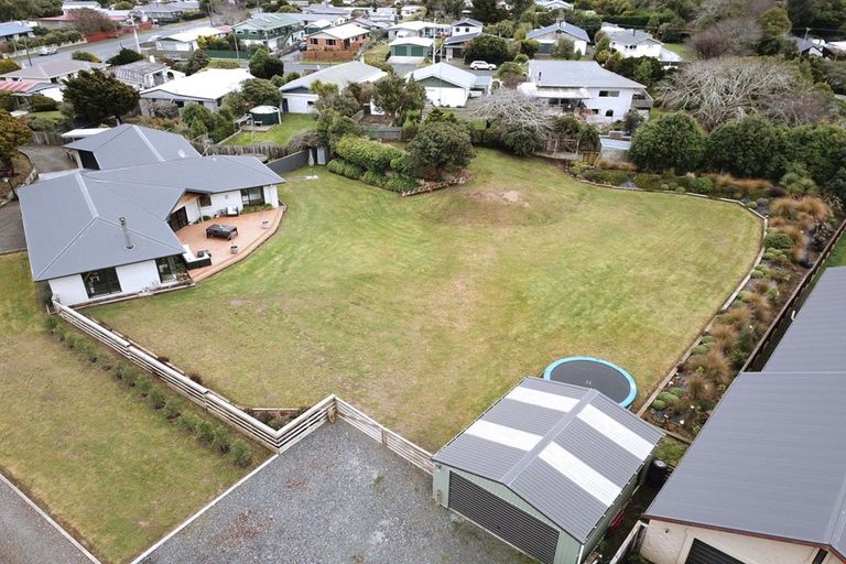 Photo of property in 36 Robert Street, Otatara, Invercargill, 9879