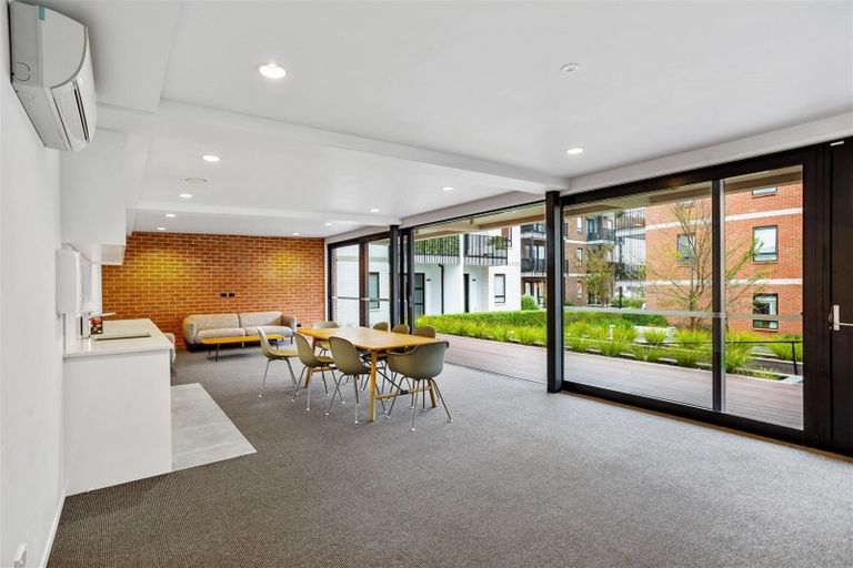 Photo of property in 118/81 Mapou Road, Hobsonville, Auckland, 0616