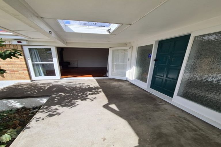 Photo of property in 43 Shirley Avenue, Papakura, 2110