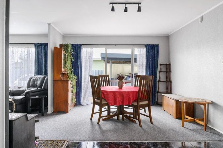 Photo of property in 113a Avalon Drive, Nawton, Hamilton, 3200