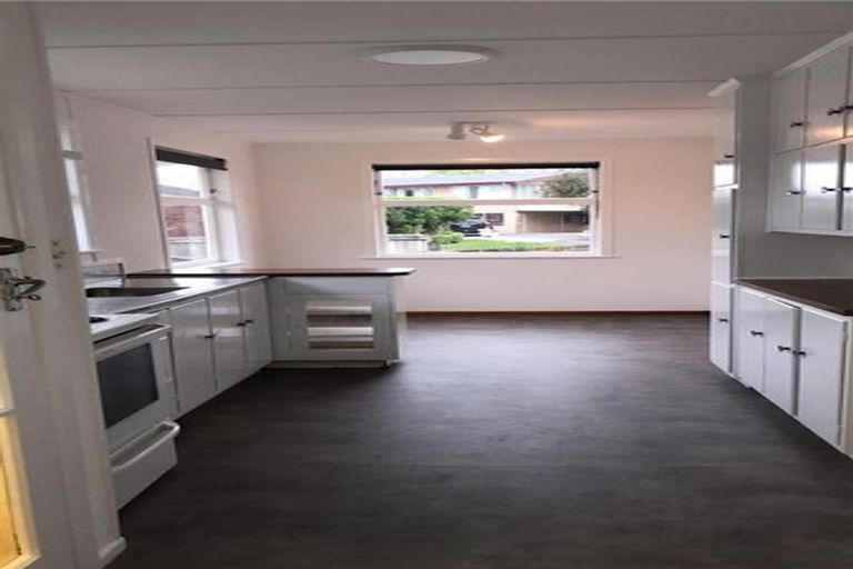 Photo of property in 17 Sharyn Place, Brookfield, Tauranga, 3110