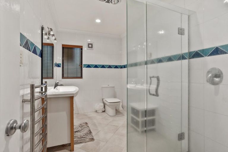 Photo of property in 50 Bannings Way, Hobsonville, Auckland, 0618