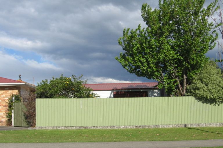 Photo of property in 2 Rimu Street, Gate Pa, Tauranga, 3112