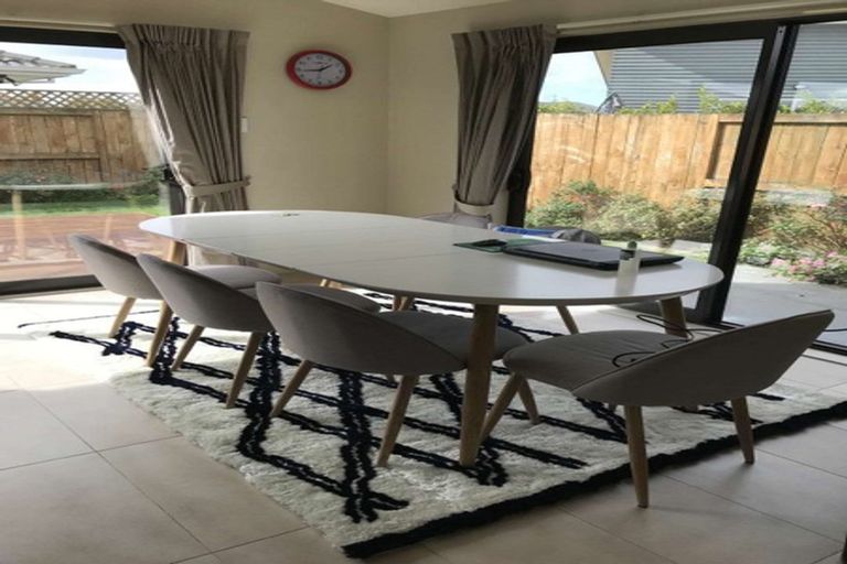 Photo of property in 15 Chadwick Place, Rototuna North, Hamilton, 3210