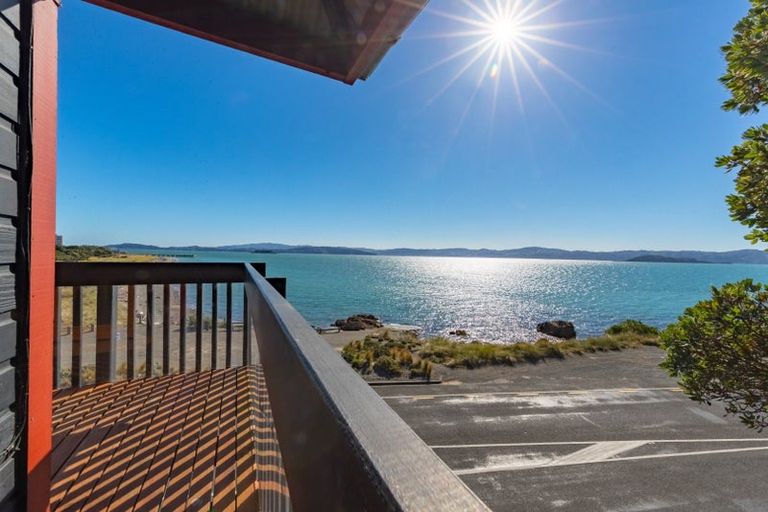 Photo of property in 759 Marine Drive, Eastbourne, Lower Hutt, 5013