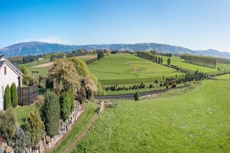 Photo of property in 59 Riverside Road, Allanton, Mosgiel, 9092