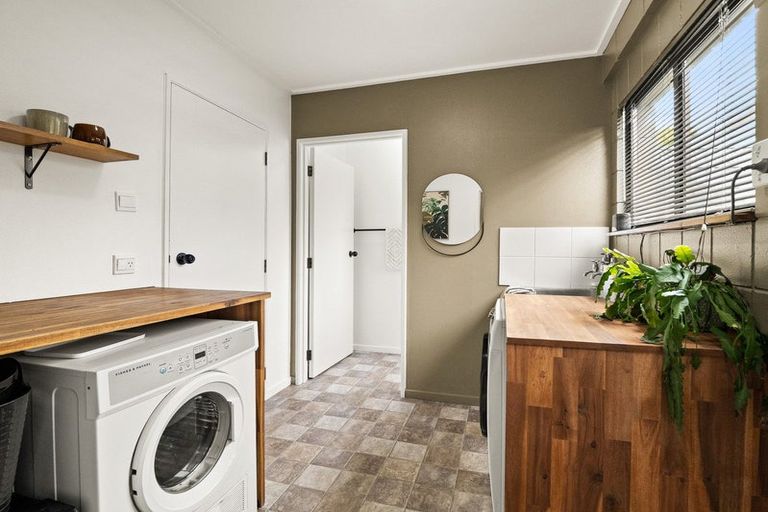 Photo of property in 1 Viscount Road, Waldronville, Dunedin, 9018