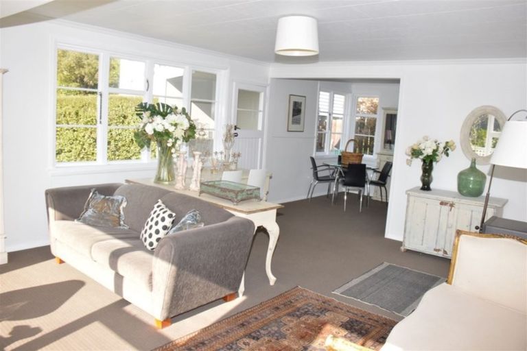 Photo of property in 32 Selwyn Avenue, Akaroa, 7520