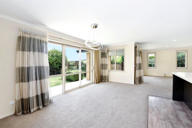 Photo of property in 3 Childs Way, Richmond, 7020