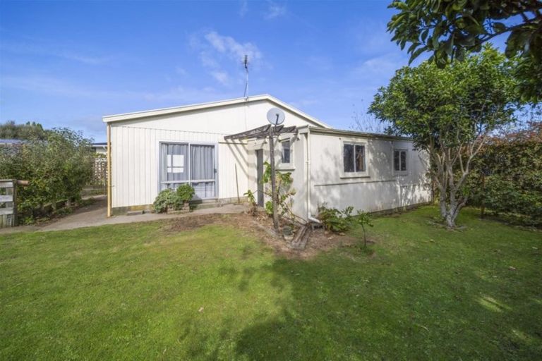 Photo of property in 78 Reid Avenue, Hawera, 4610