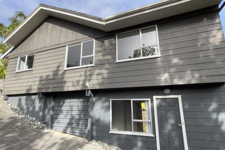 Photo of property in 40 Morriggia Place, Bayview, Auckland, 0629