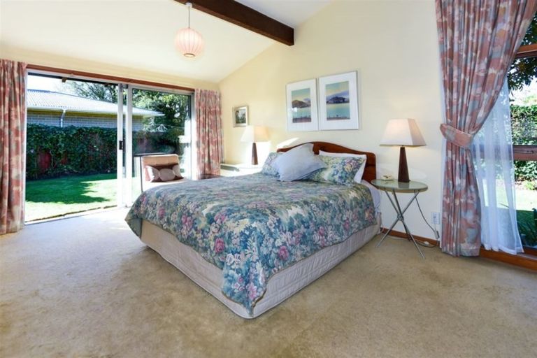 Photo of property in 33 Lynfield Avenue, Ilam, Christchurch, 8041