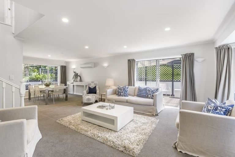 Photo of property in 1/48 Seaton Road, Murrays Bay, Auckland, 0630