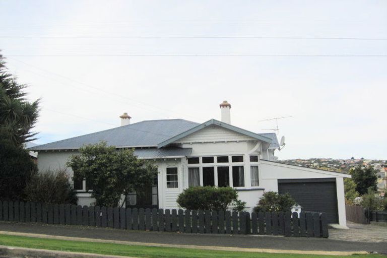 Photo of property in 10 Moana Crescent, Musselburgh, Dunedin, 9013