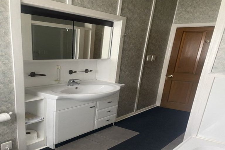 Photo of property in 27 Bent Street, Putaruru, 3411