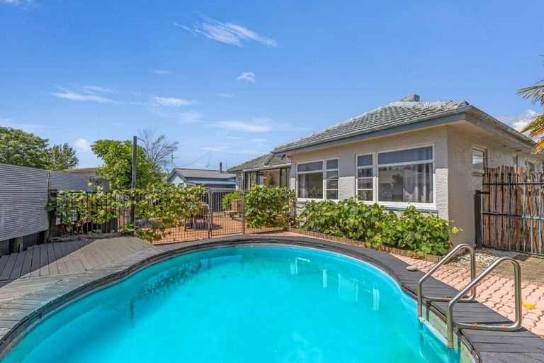 Photo of property in 1/134 Parkers Road, Tahunanui, Nelson, 7011