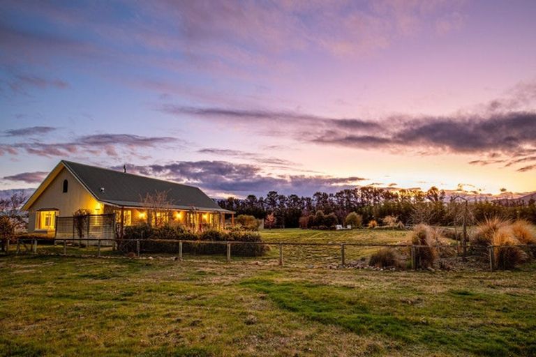 Photo of property in 448 Letts Gully Road, Letts Gully, Alexandra, 9393