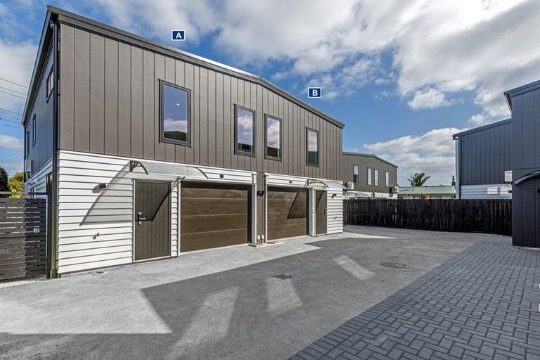 Photo of property in 647a Te Atatu Road, Te Atatu Peninsula, Auckland, 0610