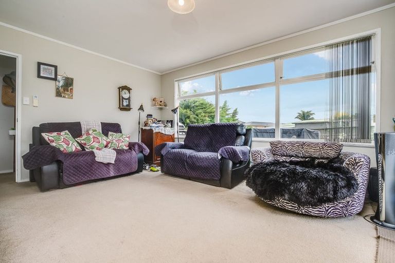 Photo of property in 4 Capella Place, Manurewa, Auckland, 2102