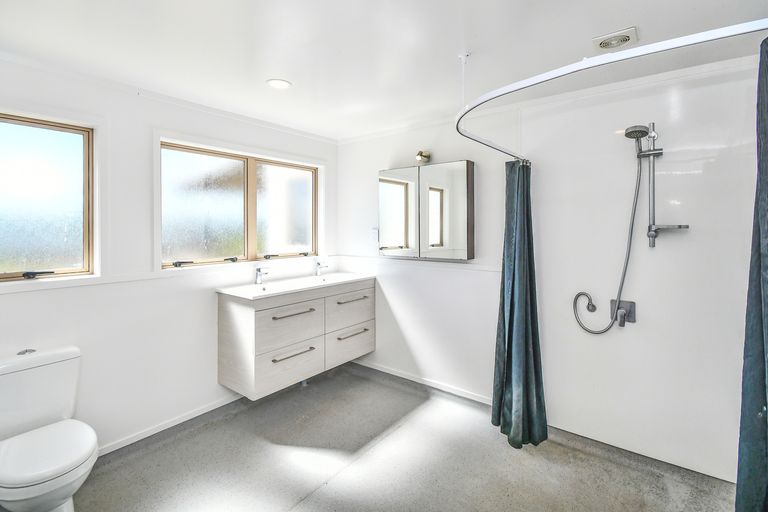 Photo of property in 9 Coulthard Terrace, Opaheke, Papakura, 2113