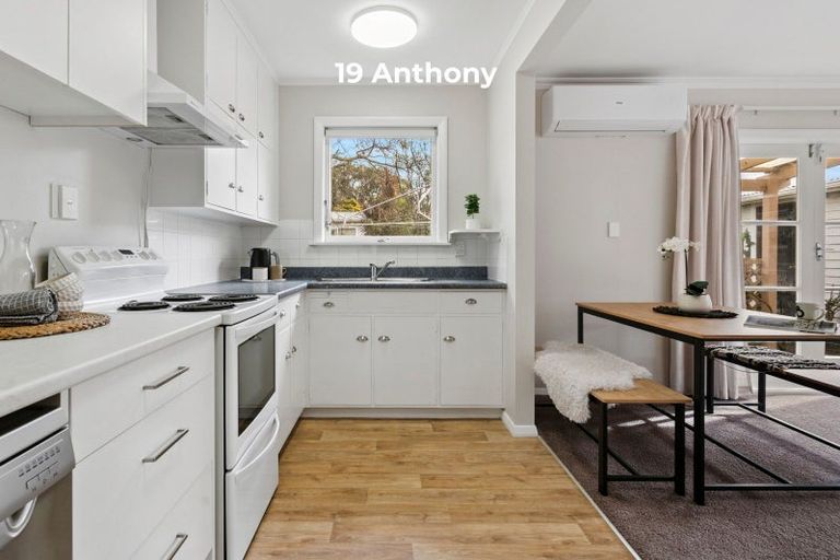 Photo of property in 21 Anthony Grove, Paraparaumu Beach, Paraparaumu, 5032