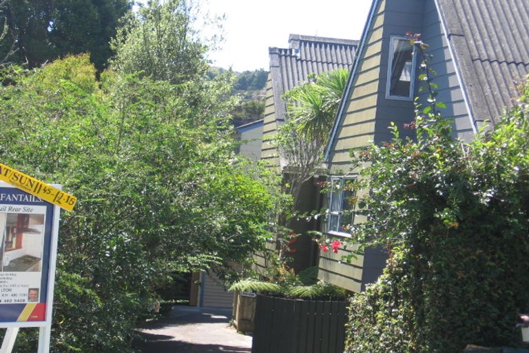 Photo of property in 1/99 Balmain Road, Birkenhead, Auckland, 0626