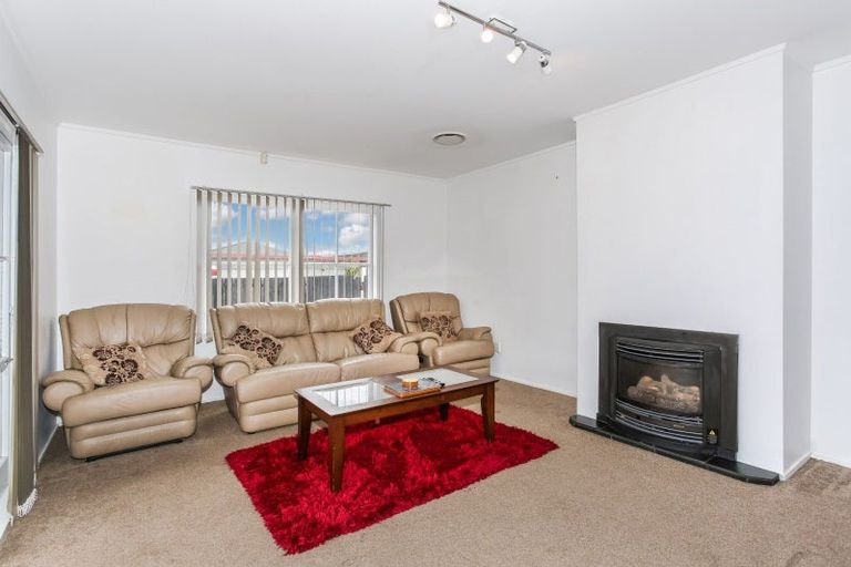 Photo of property in 32 Barnhill Crescent, Pahurehure, Papakura, 2113