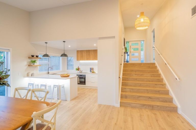 Photo of property in 90 Kotare Street, Waikanae, 5036