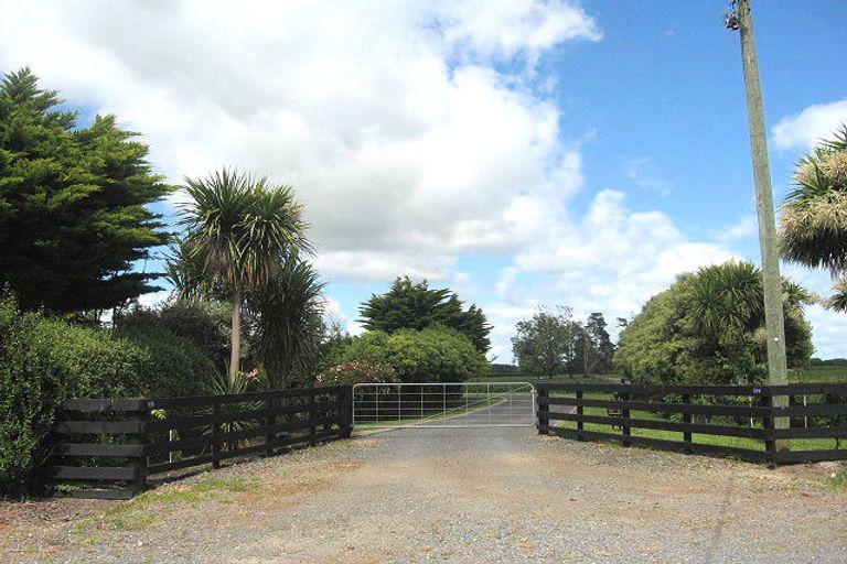 Photo of property in 573 Fencourt Road, Cambridge, 3493