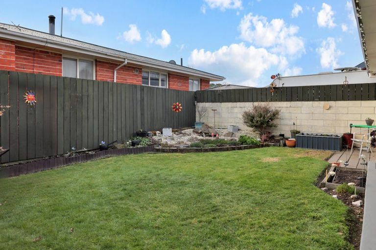 Photo of property in 6 Shearer Street, Tinwald, Ashburton, 7700
