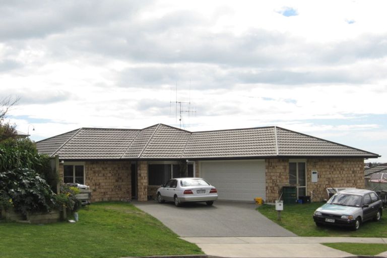 Photo of property in 19 Hawk Place, Welcome Bay, Tauranga, 3112