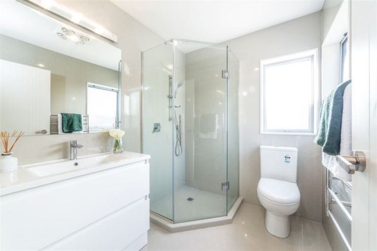 Photo of property in 22a Gerontius Glade, Torbay, Auckland, 0630