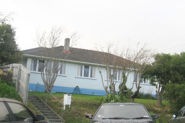 Photo of property in 11 Stevens Crescent, Ranui, Porirua, 5024