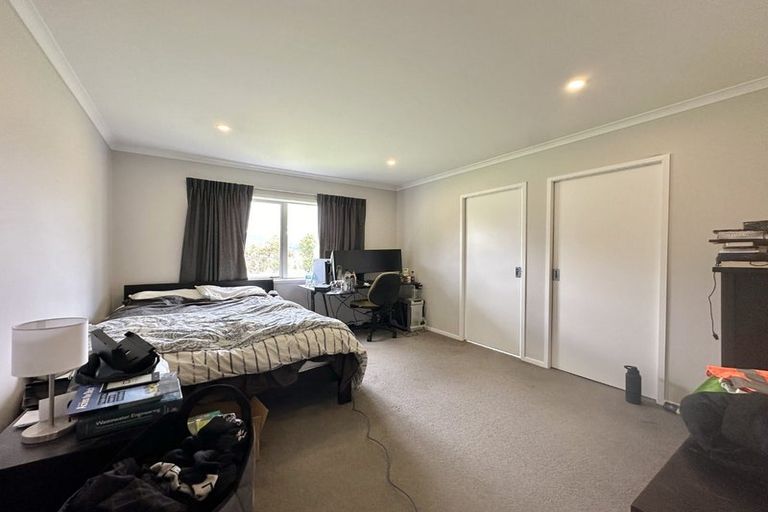 Photo of property in 6 Cory Jane Grove, Riverstone Terraces, Upper Hutt, 5018